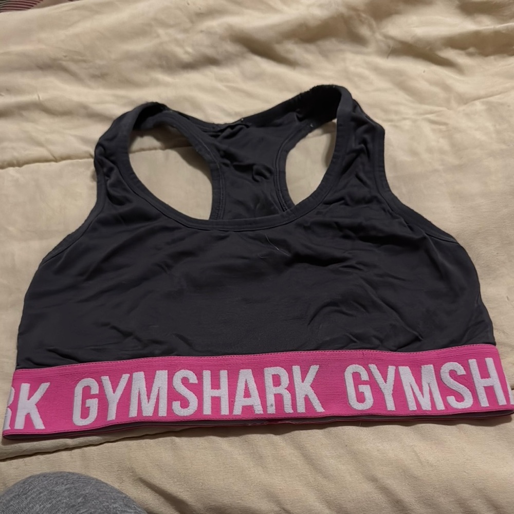 Gymshark Women's Gray and Pink Sports Bra